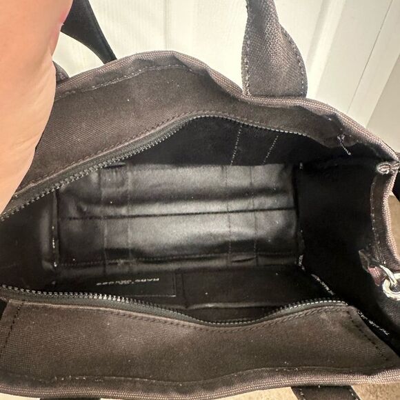 Marc Jacobs Medium Black Canvas Tote Bag - Picture 4 of 4